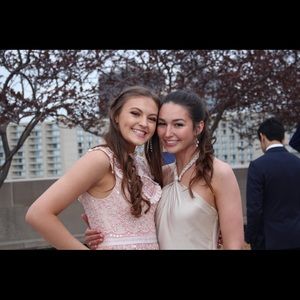 Meet your Posher, Grace